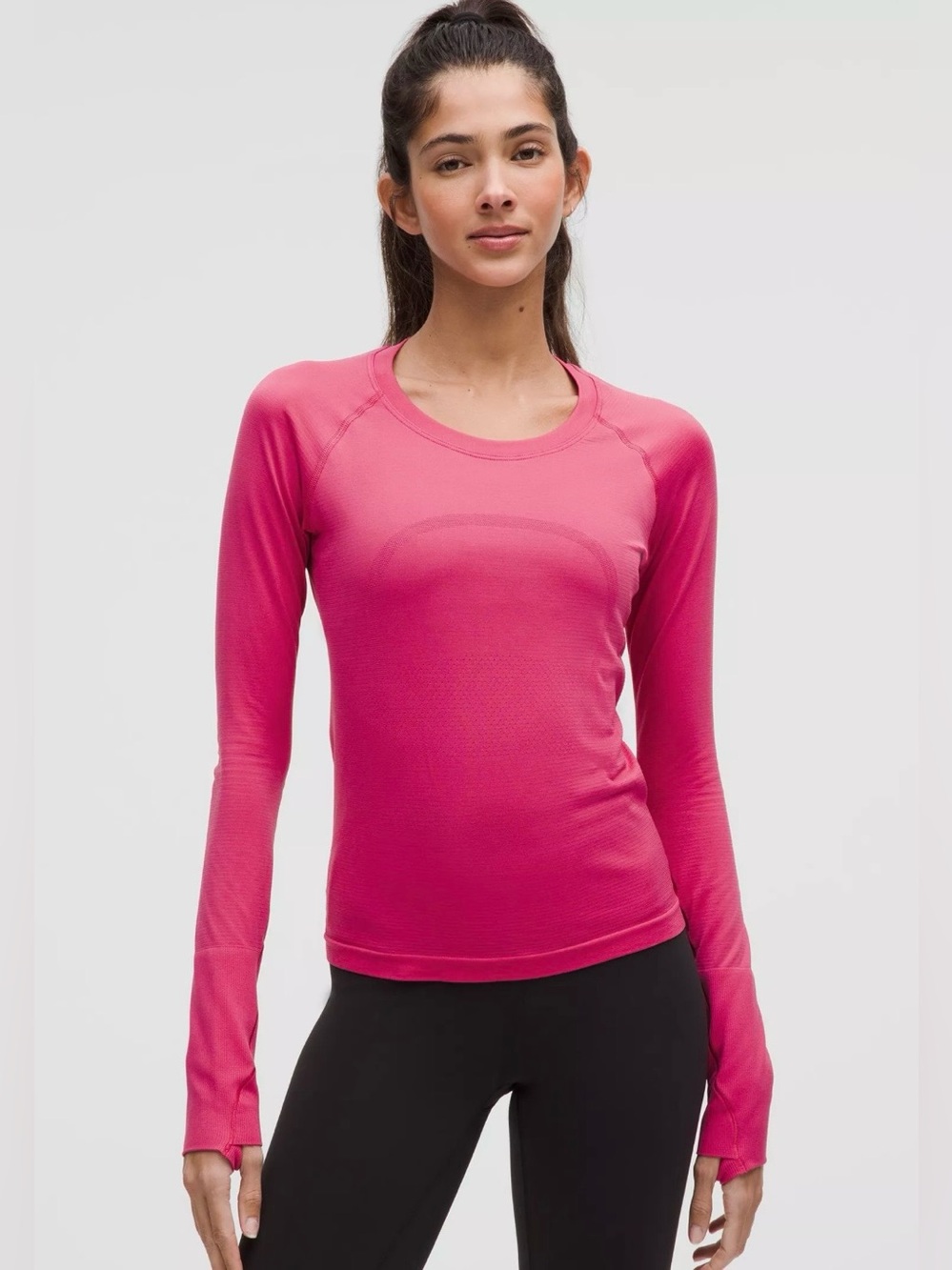 lululemon athletica Women's Bright Pink Long Sleeve Performance Top size 4